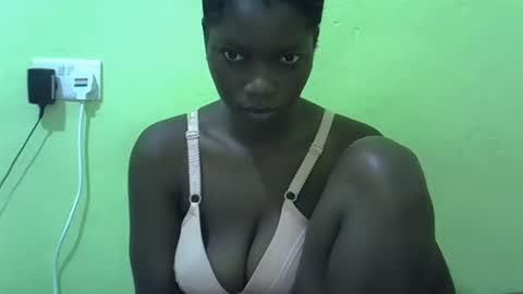 sweet_cherie1 online show from April 22, 7:05 am