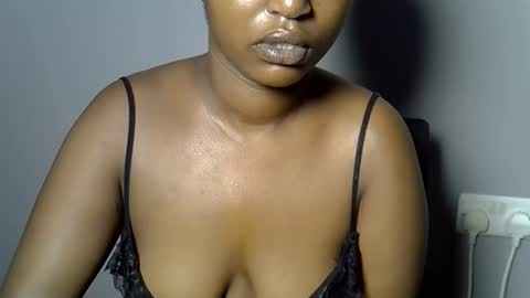 sweet_ebony001 online show from March 26, 11:01 am