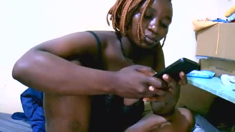 Snapshot of sweet_elena24 chatting on September 15, 4:43 am shillah online show from September 15, 4:43 am