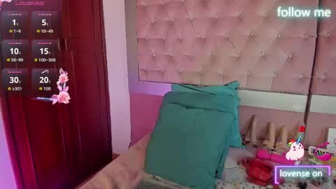  emmili  online show from April 27, 12:24 pm