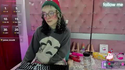  emmili  online show from December 3, 12:29 pm