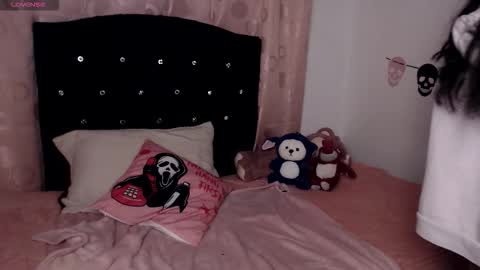 Hannah online show from November 11, 9:39 am