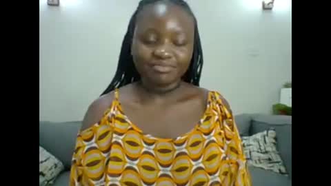 Snapshot of sweet_jenica chatting on February 12, 5:58 am ESTHER NEEMA online show from February 12, 5:58 am
