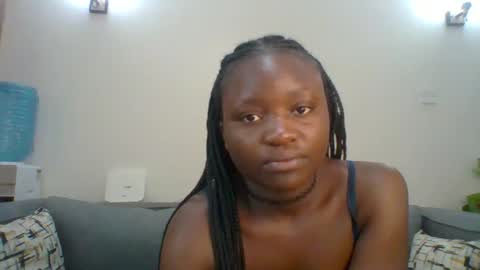 Snapshot of sweet_jenica chatting on February 5, 5:09 am ESTHER NEEMA online show from February 5, 5:09 am