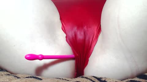 Kitten online show from April 29, 5:32 am