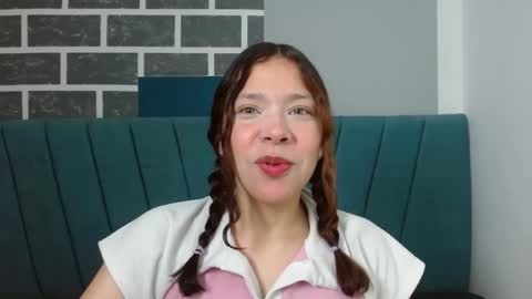 sweet_kitty_05 online show from April 26, 11:46 pm