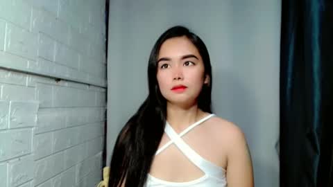 LAIKA online show from April 26, 3:15 am