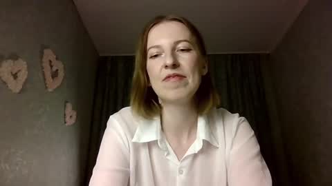 sweet_lilbunny online show from October 20, 3:15 pm