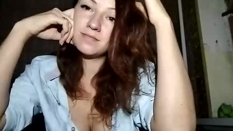 Anna online show from December 3, 5:04 pm