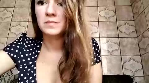 Anna online show from March 7, 8:02 am