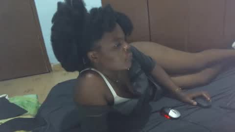 Snapshot of sweet_lilianah chatting on January 17, 8:33 pm sweet_lilianah online show from January 17, 8:33 pm