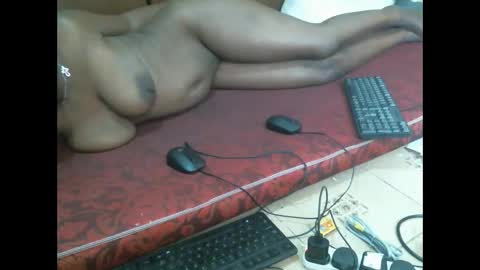 Snapshot of sweet_lilianah chatting on January 23, 3:11 pm sweet_lilianah online show from January 23, 3:11 pm