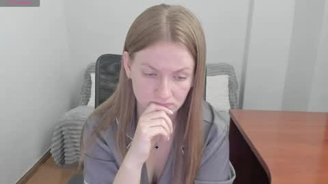 Mila online show from April 21, 2:51 am