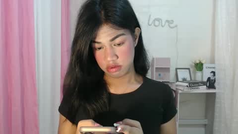 Snapshot of sweet_melonxxx chatting on December 12, 7:26 pm Melon online show from December 12, 7:26 pm