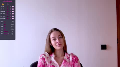 Snapshot of sweet_mia_91 chatting on March 2, 12:58 pm Mia online show from March 2, 12:58 pm