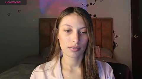 sweet_moon_v_ online show from January 17, 11:56 pm