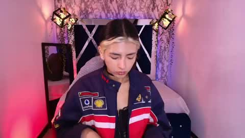  Daniela  online show from April 25, 11:46 am