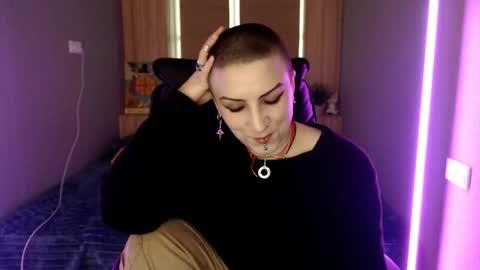 sweet_n_strong online show from April 26, 1:53 pm