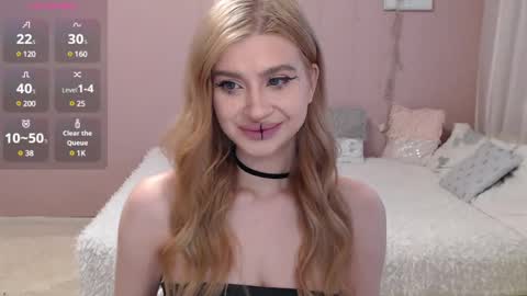 Snapshot of sweet_nicole_333 chatting on March 12, 12:57 pm sweet_nicole_333 online show from March 12, 12:57 pm