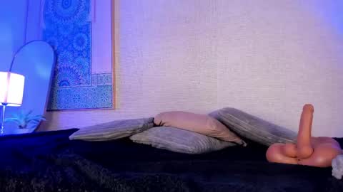 Samantha online show from June 4, 2:43 pm
