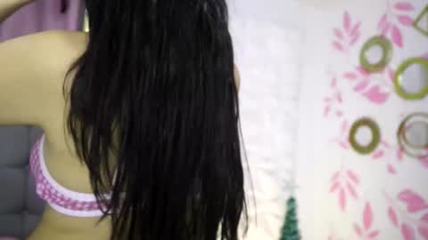 Sammy Lauren online show from December 17, 4:05 am