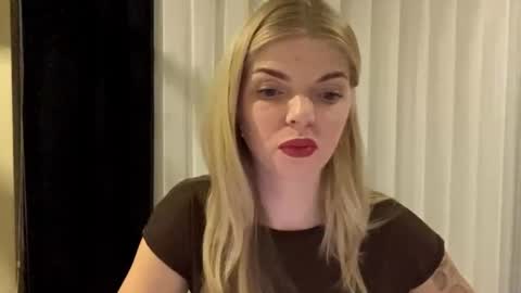 Mira online show from October 31, 10:14 pm