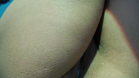 Snapshot of sweet_skylove_ chatting on October 2, 12:37 am Adriana online show from October 2, 12:37 am