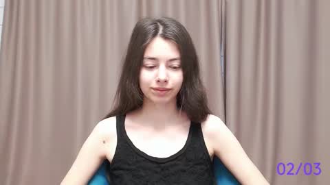 Snapshot of sweet_sweet_angel chatting on March 2, 5:54 am Angel online show from March 2, 5:54 am