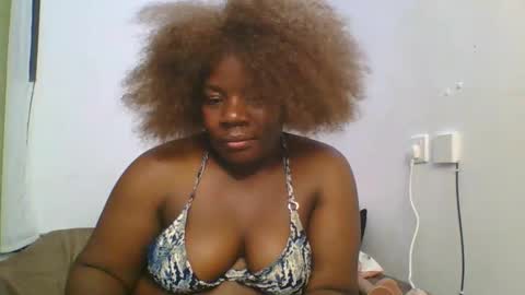 Snapshot of sweetafricangal chatting on March 10, 2:28 am NASHA online show from March 10, 2:28 am