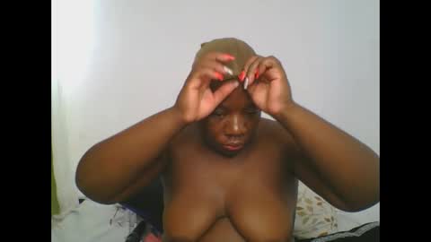 Snapshot of sweetafricangal chatting on February 20, 11:53 am NASHA online show from February 20, 11:53 am