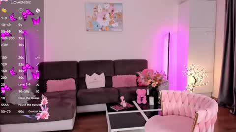 Amelia 3 - Im a naughty girl3 online show from April 24, 7:38 pm