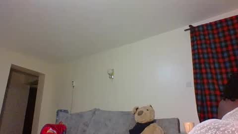 Snapshot of sweetass_02 chatting on February 18, 8:47 pm bianca online show from February 18, 8:47 pm
