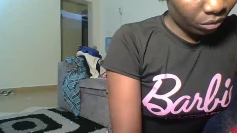 Snapshot of sweetass_02 chatting on February 2, 7:57 pm bianca online show from February 2, 7:57 pm