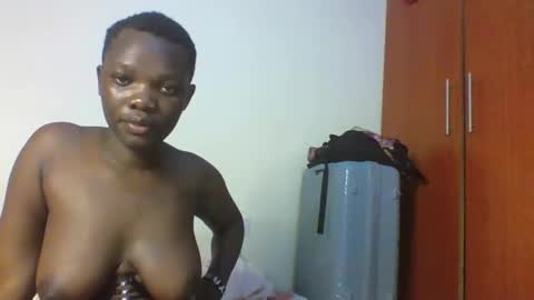 Sweetass online show from June 5, 11:33 pm