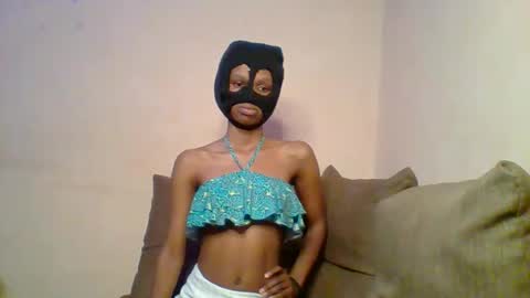 sweetberry30 online show from March 8, 5:33 am