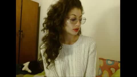 sweetcalm_ online show from May 6, 4:27 am