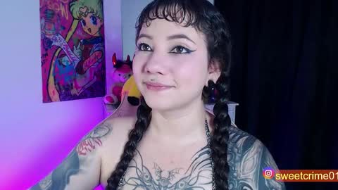       Independent model online show from November 8, 5:12 am