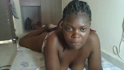 Snapshot of sweetdarkskin chatting on March 9, 9:13 am CLARIS online show from March 9, 9:13 am