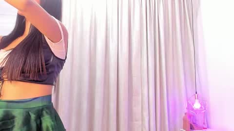 Coraline online show from November 26, 1:01 pm