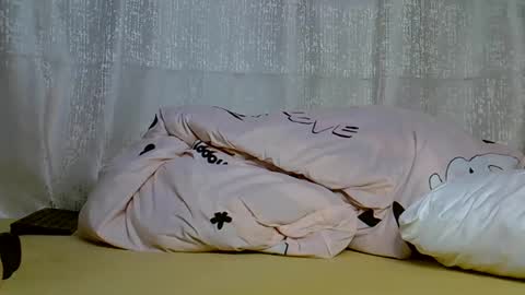 Snapshot of sweetfee chatting on December 13, 7:21 pm sweetfee online show from December 13, 7:21 pm