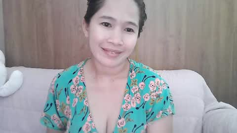 Stacy online show from April 21, 2:13 pm