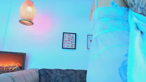 Lunita dim online show from February 27, 3:01 pm