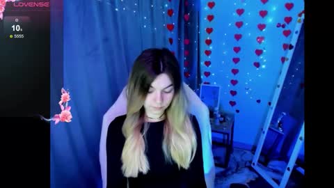 sweetfoyou online show from March 8, 6:50 am