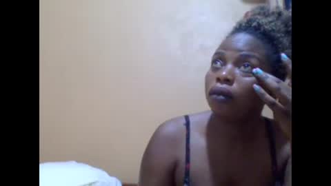 sweetib1 online show from March 1, 4:47 am