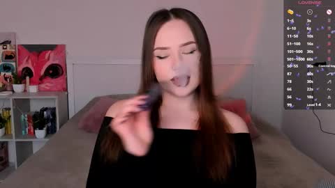 Hannah online show from March 19, 2:10 pm