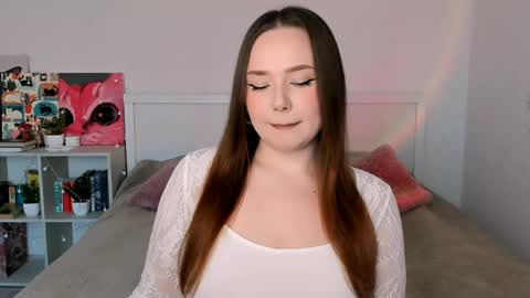 Hannah online show from April 25, 2:25 pm