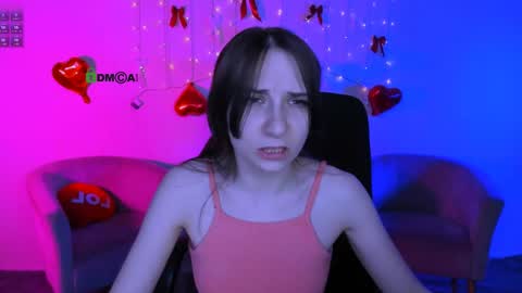 Chloe online show from April 23, 12:29 pm