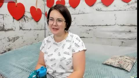 ROZZY online show from June 9, 1:49 am