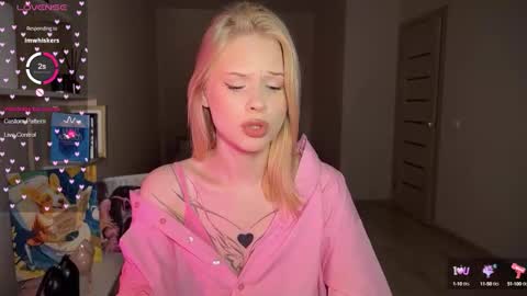 sweetie Lisa3 online show from October 13, 3:20 am