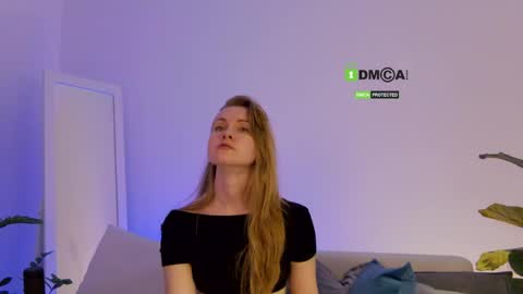 SweetKira1 online show from April 19, 6:10 pm